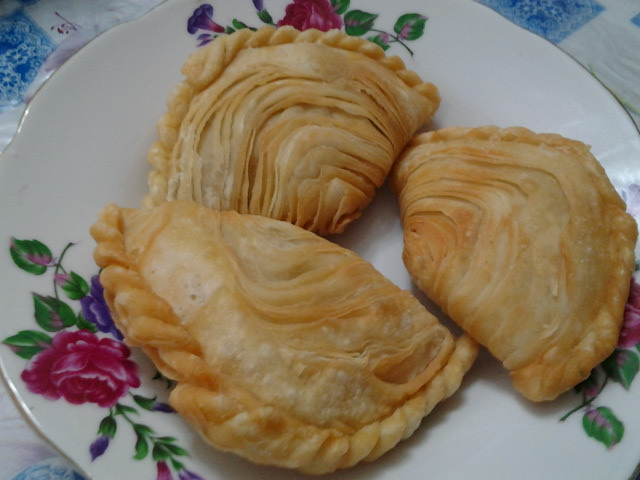 Enak Rasa Dari Dapur Kim: Karipap Pusing / Karipap Putar 