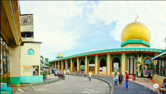 golden mosque