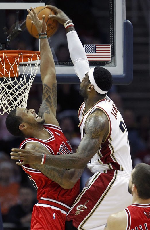 lebron james dunk heat. lebron james miami heat dunk