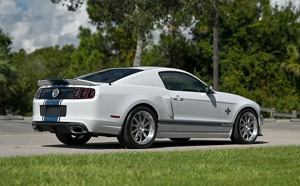 Shelby GT500 Super Snake 2014