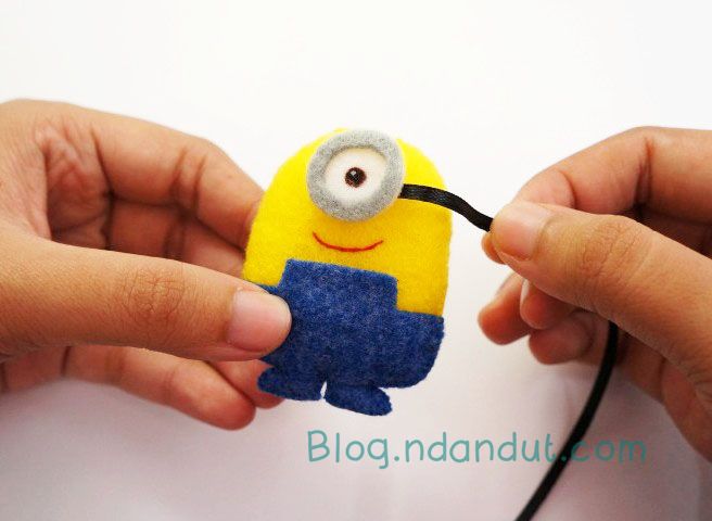 Tutorial Boneka flanel Minions  YenRei FlanneL