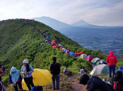 wisata puncak gunung andong