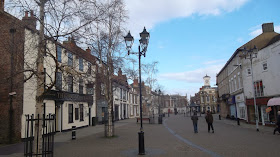 Trees in Brigg Market Place, North Lincolnshire - Nigel Fisher's Brigg Blog