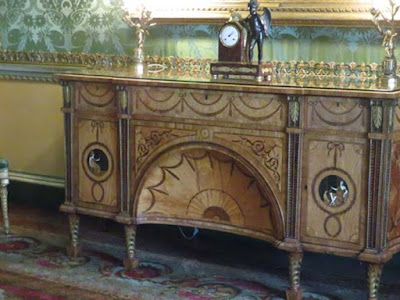 sideboard / cabinet in neoclassical style