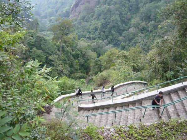 Hasil gambar untuk gunung klotok