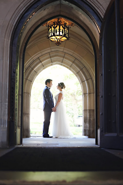 salisbury house wedding in front of the castle