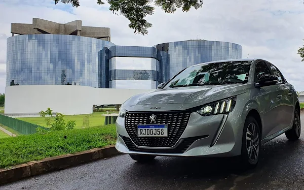 Peugeot 208 - 2º carro mais vendido em 5 de janeiro de 2022