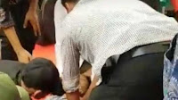 Seorang Pria Asyik " Nyumbang Lagu" Meninggal Diatas Panggung Orgen Tunggal