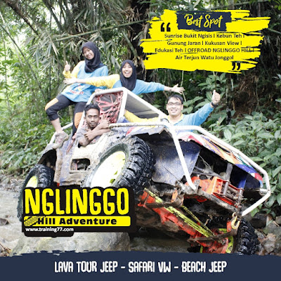 Salah satu atraksi jeep offroad Nglinggo