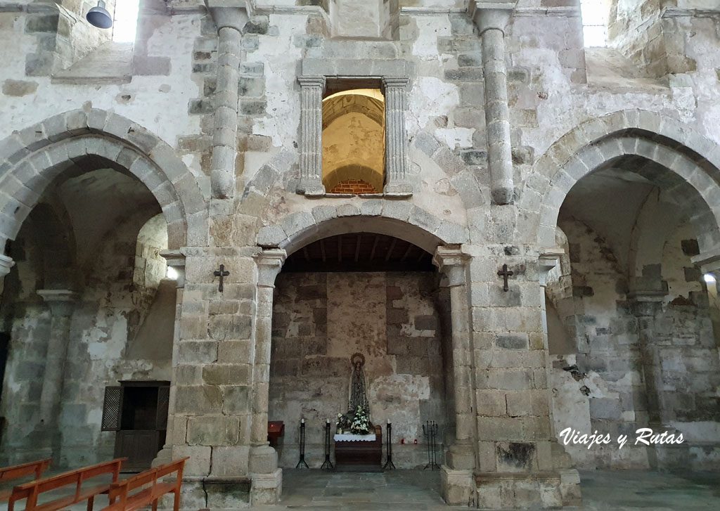 Iglesia de Santa María de Meira