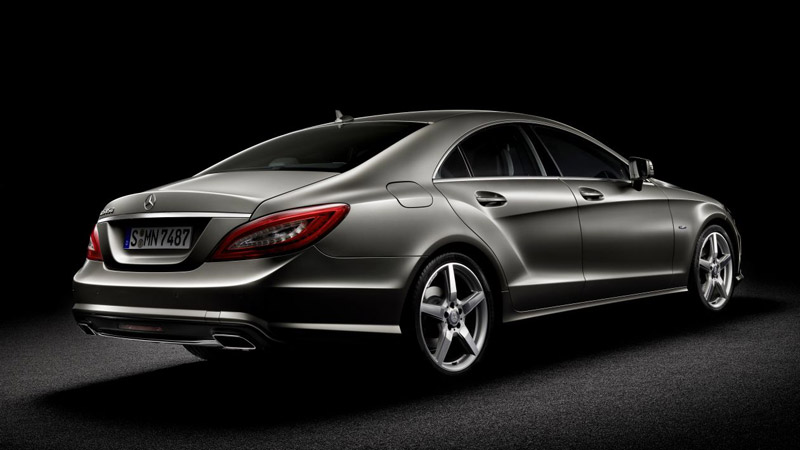 REtro nuova Mercedes CLS