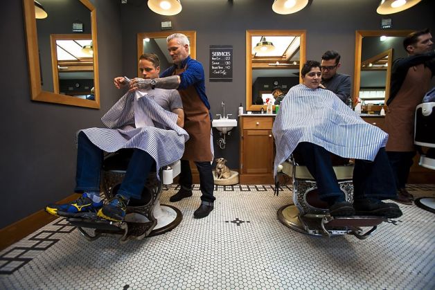 Barber Cape For Men2