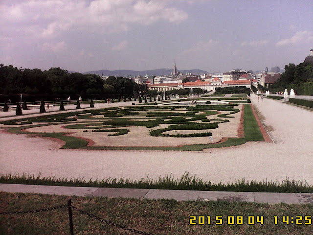 Le parc arrière du Belvédère