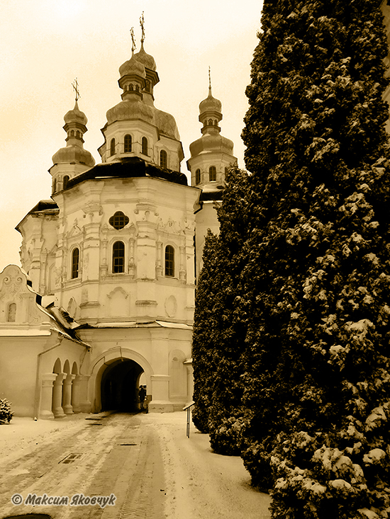 Фотограф Максим Яковчук: Після відкриття фотовиставки «Погляд крізь роки»