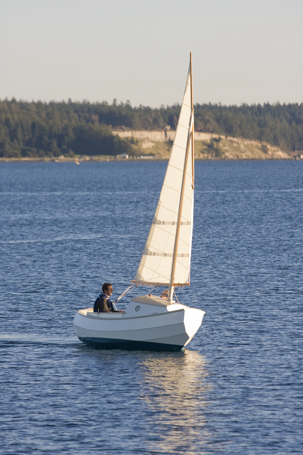 Bill's Log: 'Scamp' – Micro-sailboat