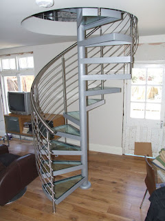 Iron Swivel Stairs Design For Smalls House