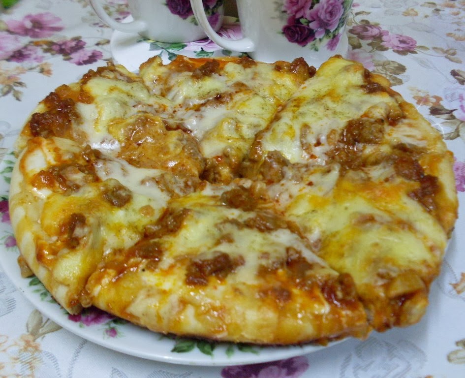 My Kitchen Diary: PIZZA DENGAN SOS KEJU