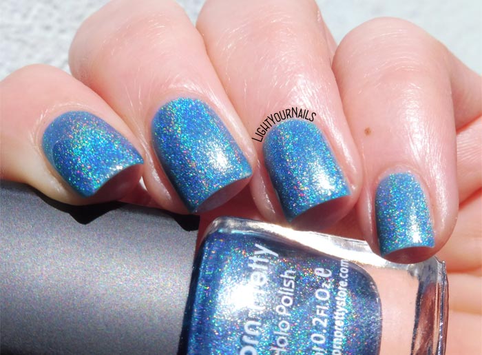 #smalto olografico blu #bornpretty n. 10 #holographic blue nail polish #nails #lightyournails