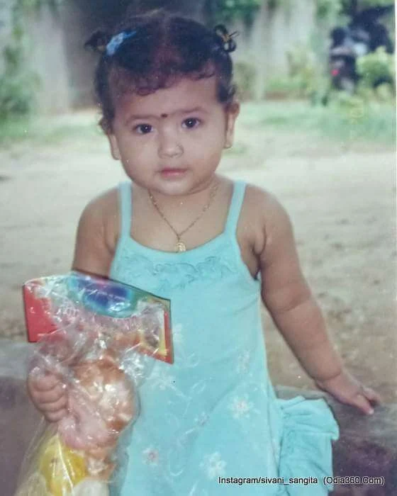 Sivani Sangita's Rare childhood photos