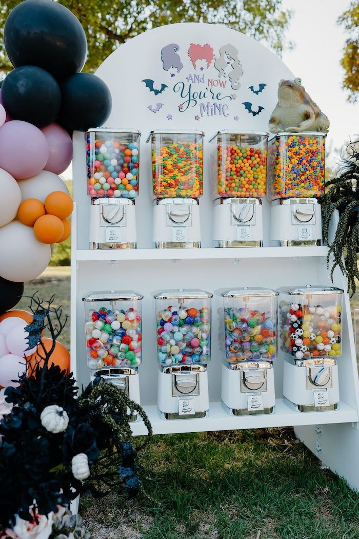 26+ Candy Buffet Ideas For Any Graduation Party That Will Impress Your Guests