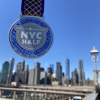 Médaille skyline Financial District Brooklyn Bridge