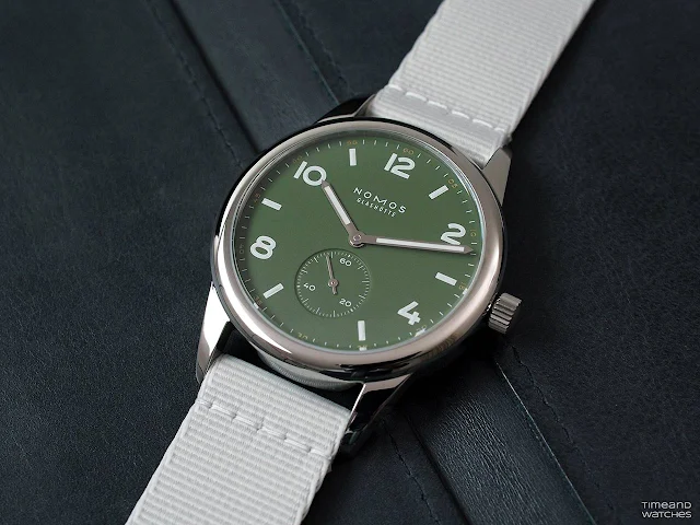 Nomos Club Automatic Olive Green 753.S3