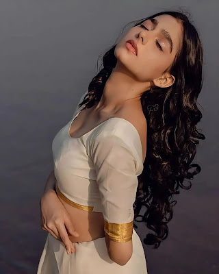Mallu Actress Anaswara | Hot Malayalam Actress Anaswara Rajan Collections