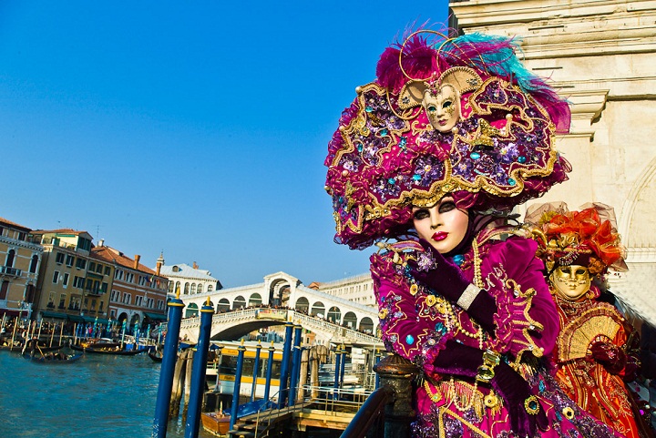 Melihat Carnival of Venice, Festival Topeng di Italia