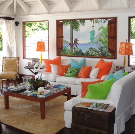 Lush Living with Tropical Living Room Decor - Coastal ...