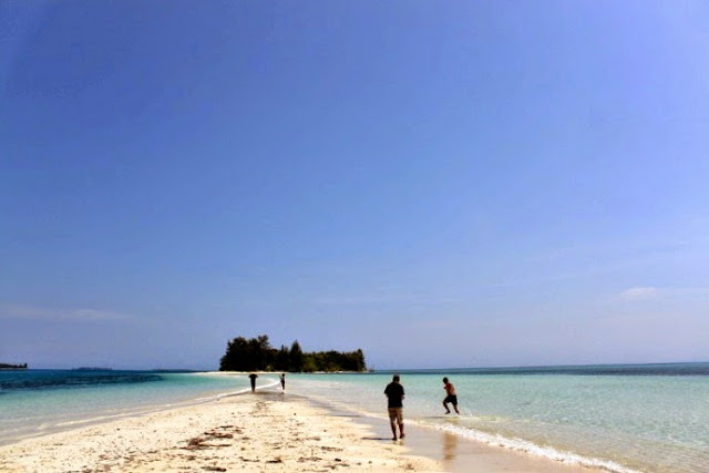 Pantai Terindah Di Indonesia