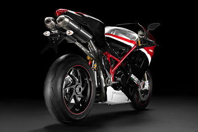 2011-Ducati-1198R-Corse-Special-Edition-3