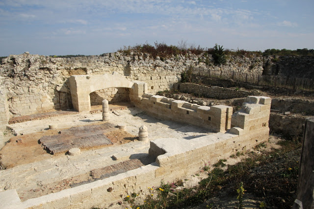burgruine-coucy-kueche-louis-d'orleans
