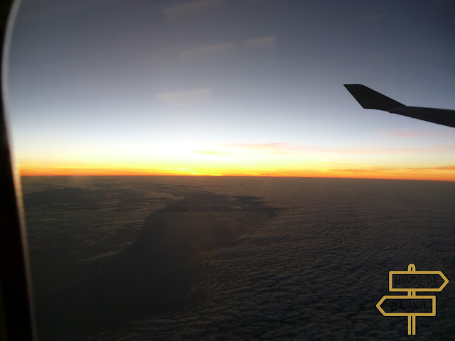 Por do sol no avião - Largar tudo para viajar