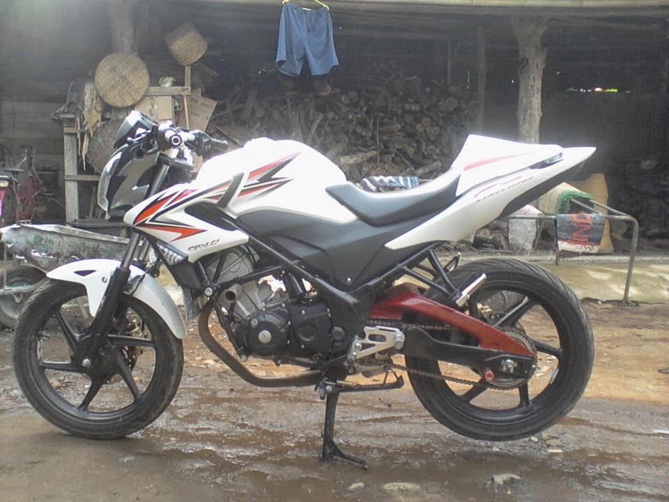 Gambar Modifikasi CB150R Terbaru  Bimbang Blogger