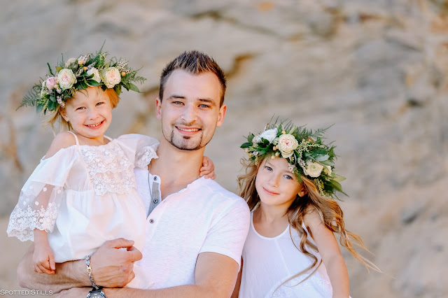 spotted stills photography, portland famiy photographer, cape kiwanda, pacific city, beach photos, beach family photos, oregon coast, oregon coast family photos, jenn pacurar, floral crowns