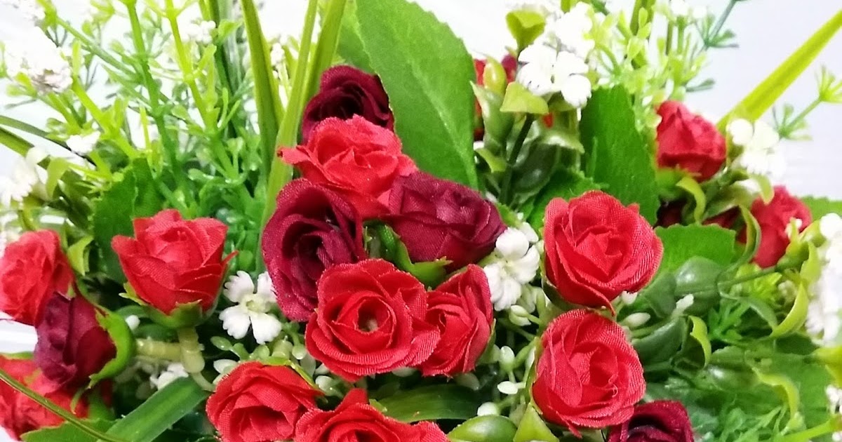  riNduSyuRga Bunga Hiasan Merah Putih 