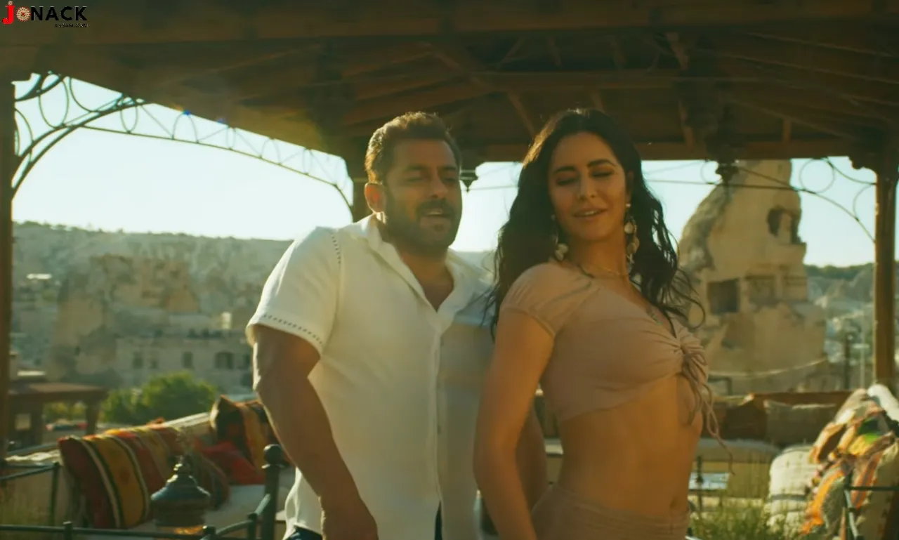 Leke Prabhu Ka Naam Song