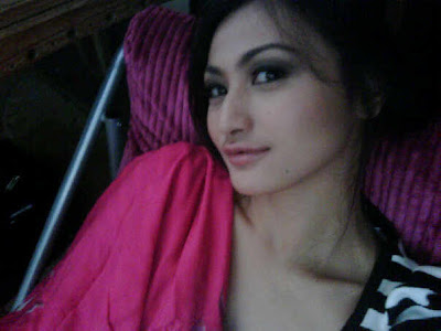 Koleksi Foto Cewek Cantik,hot,imut,amazing Girl,foto Profil Fb,dll [ www.Bacaan.ME ]