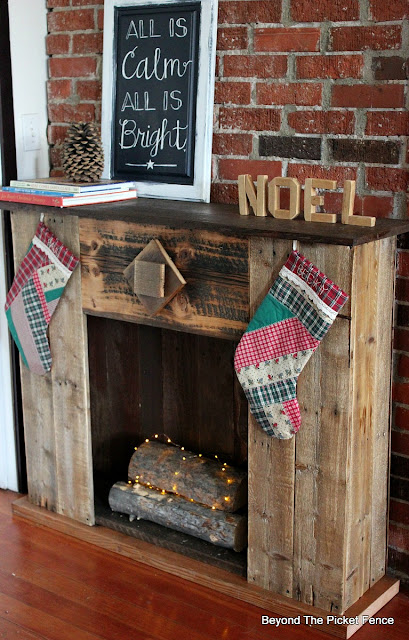 faux fireplace, barnwood, reclaimed wood, Christmas mantel, stockings, https://goo.gl/dPDK5r
