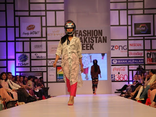 fashion in Pakistan for Girls