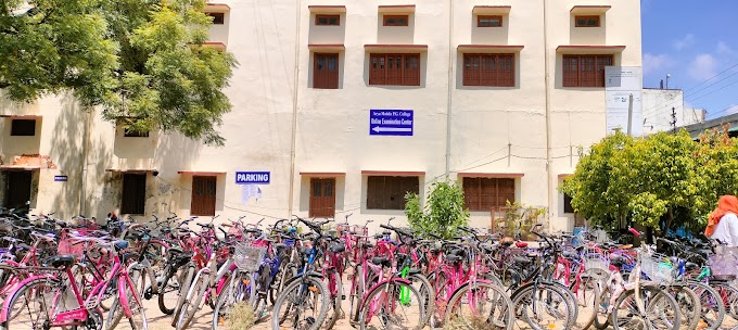 ARYA MAHILA PG COLLEGE Chetganj Lahurabir,