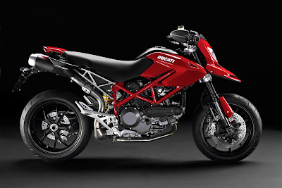 Ducati_Hypermotard_1100_EVO_2011_1620x1080_side_03
