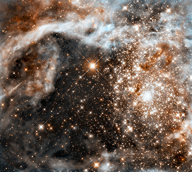 Star-Forming Region 30 Doradus in the Large Magellanic Cloud Galaxy