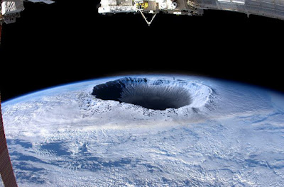 Hollow Earth - North Pole?