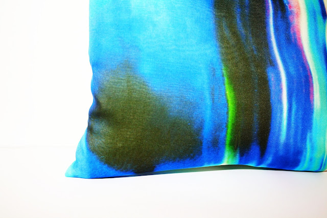 zara victoria, textile design, soft furnishings, cushions, interiors, surface design, print