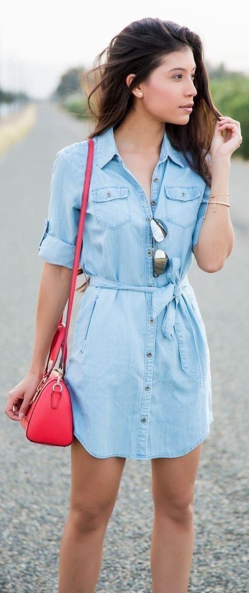 casual style perfection / denim shirt dress and red bag