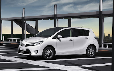 2013 Toyota Auris Touring Sports