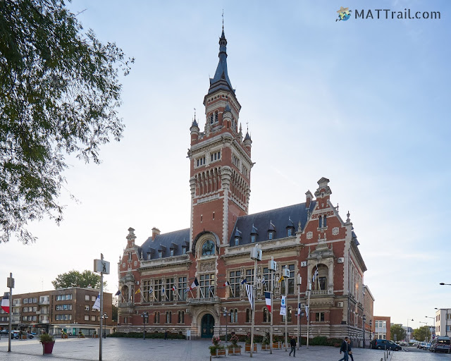 The town hall in Dunkirk, Hôtel de Ville