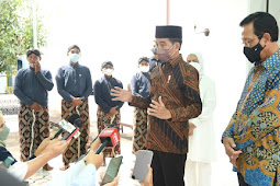  Joko Widodo Syukuri Pelaksanaan Shalat Idul Fitri di Indonesia Berjalan Baik