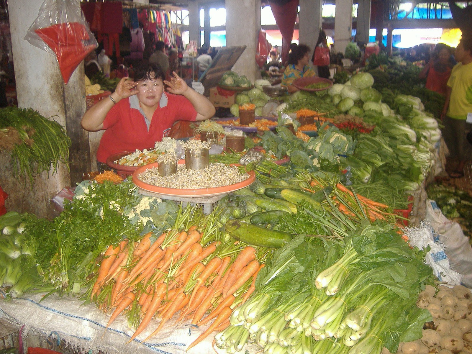  Pasar  tradisional Tomohon EKSTRIM 